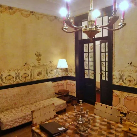 Casa Augusto Rosa *